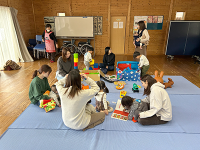 子育てサロンイメージ画像