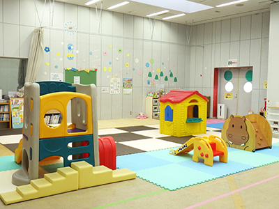 合志市西児童館室内